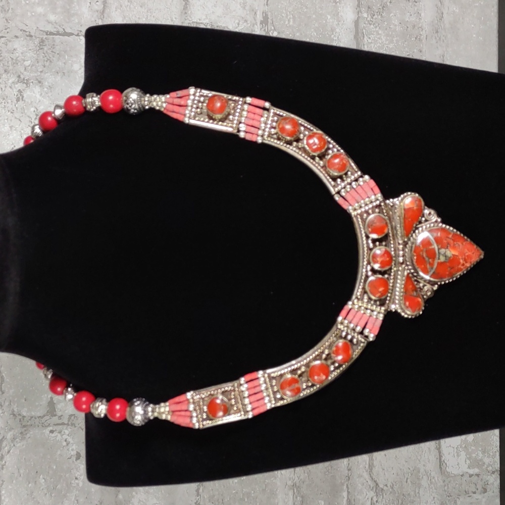 Artisan Crafted Silver/Stone Collar Style Necklace